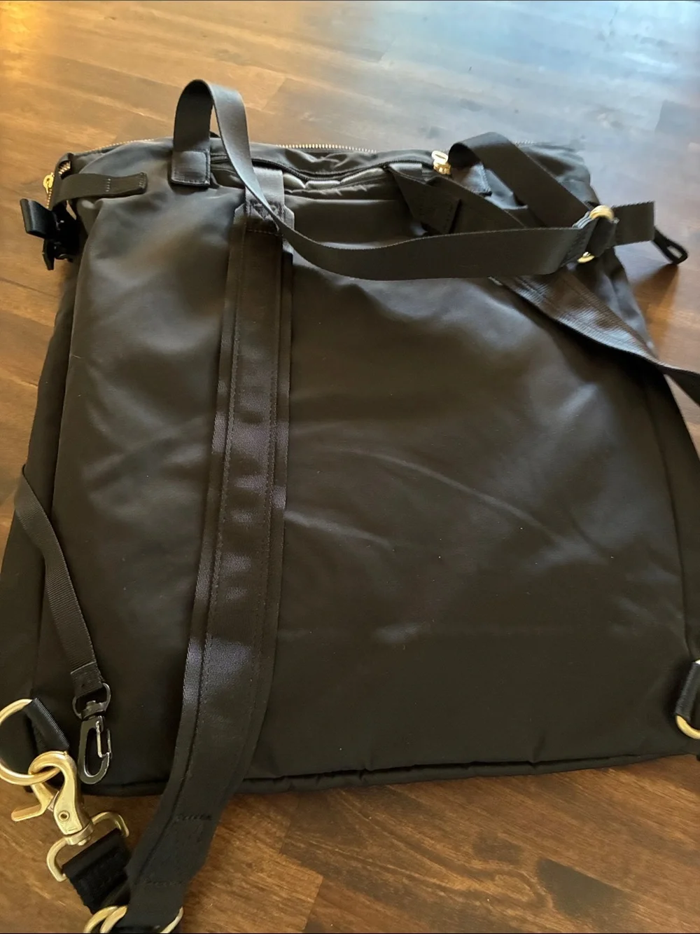 Timbuk2 Black Messenger Laptop Bag with Gold Zippers